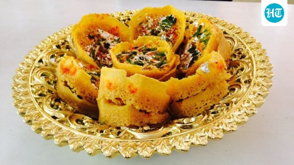 Try this traditional Ghevar recipe for a delicious homemade sweet for the festive season: Step-by-step process