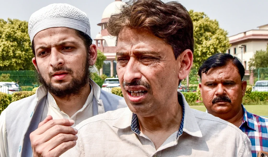 Vande Mataram विवाद पर बोले Imran Masood, अल्लाह के सिवा किसी की इबादत नहीं, ये मेरा संवैधानिक अधिकार Vande Mataram विवाद पर बोले Imran Masood, अल्लाह के सिवा किसी की इबादत नहीं, ये मेरा संवैधानिक अधिकार
