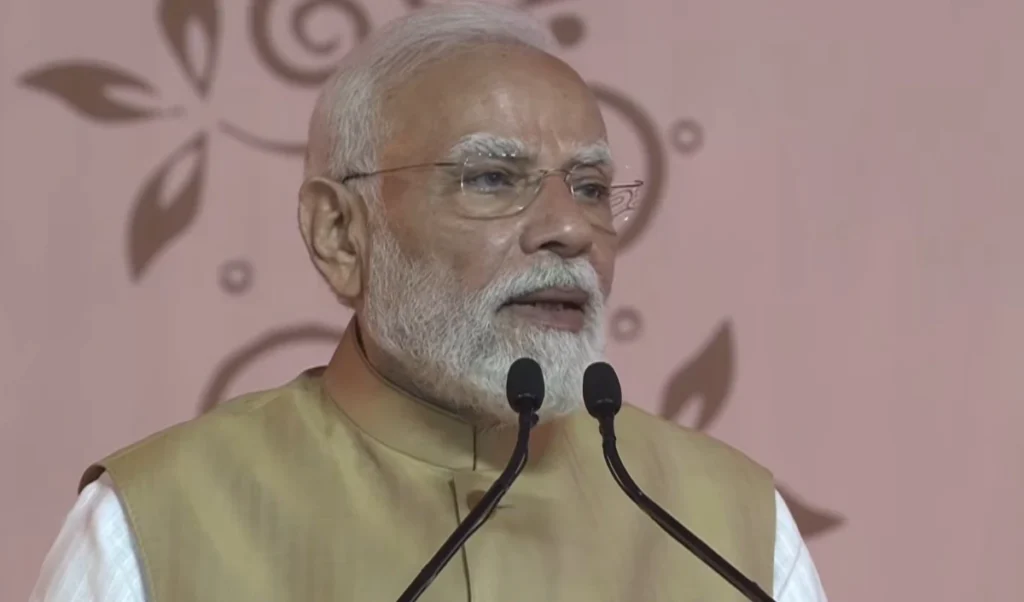 Viveka Smaraka उद्घाटन पर बोले PM Modi: विवेकानंद के आदर्शों पर चलकर युवा बढ़ा रहे राष्ट्र का गौरव
