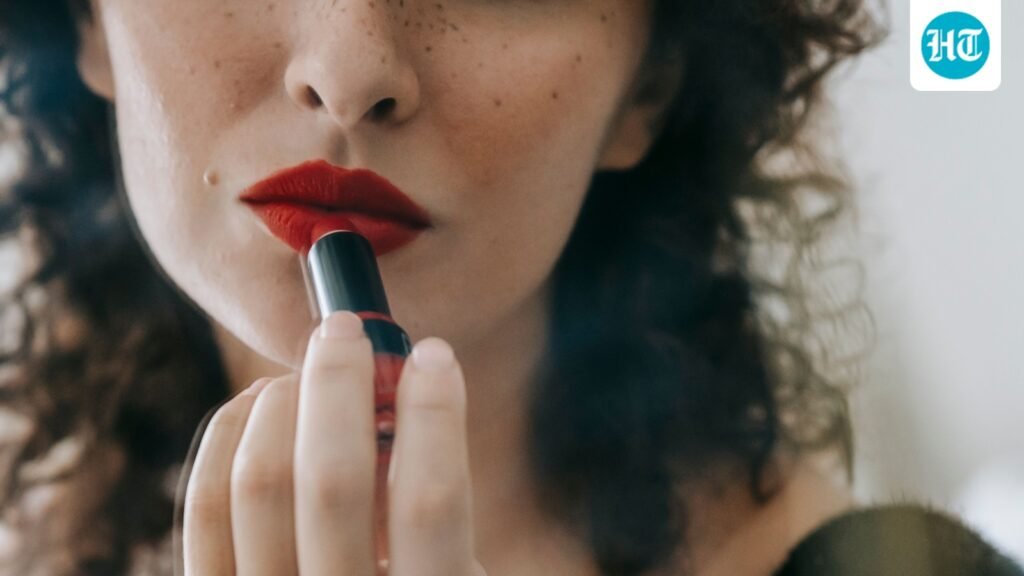 What are the ingredients used in lipstick?Here is why I focus on formula and not just brand names for my lipsticks What are the ingredients used in lipstick?Here is why I focus on formula and not just brand names for my lipsticks
