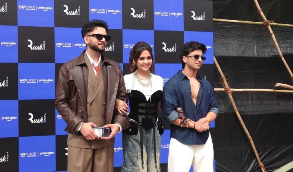 elvish yadav lashes out at tejasswi prakash and aarush bhola for ganging up against him elvish yadav lashes out at tejasswi prakash and aarush bhola for ganging up against him