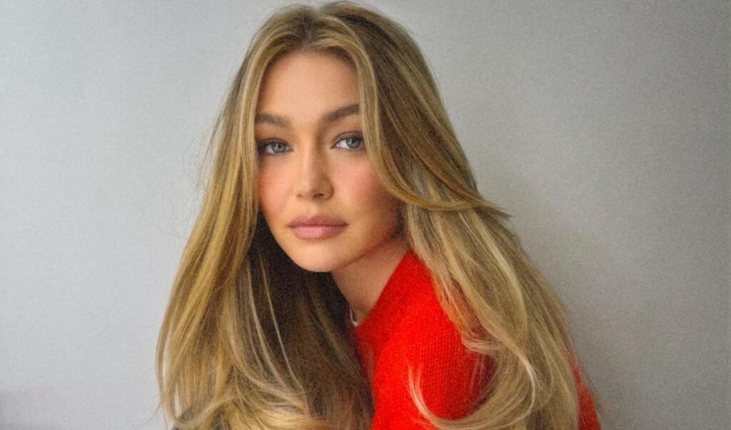 gigi hadid and bradley cooper spotted wearing matching rings
