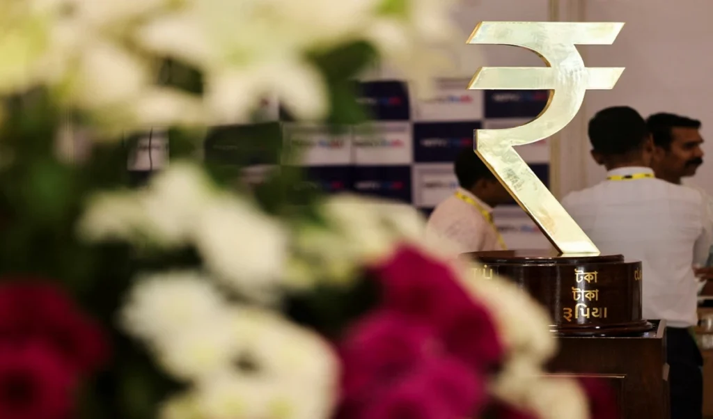 record tax collection of rs 2 11 lakh crore in july 15 4 growth boosts indian economy