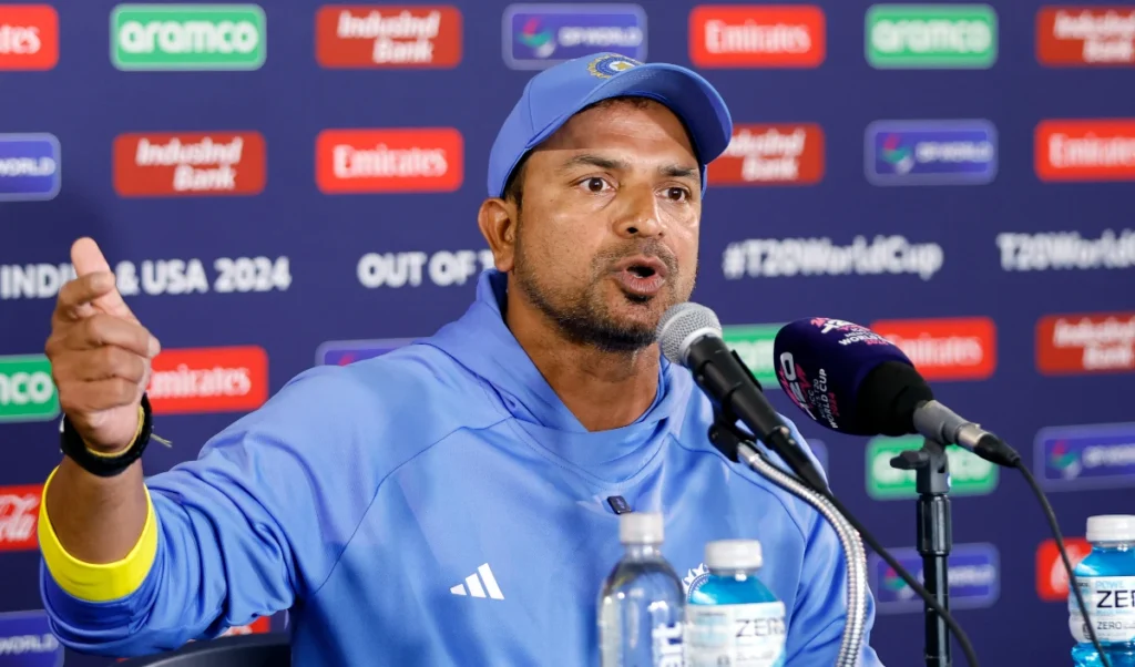 t dilip pens an emotional note as his contract ends proud to have been part of team india journey t dilip pens an emotional note as his contract ends proud to have been part of team india journey