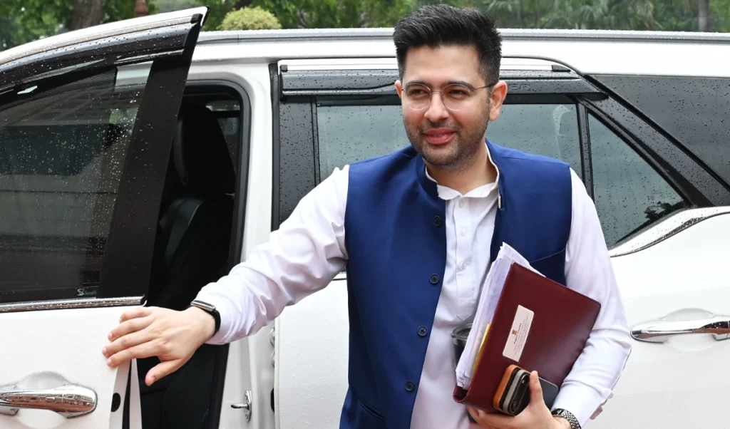 छात्रों के आंदोलन को राजनीतिक सीढ़ी न बनाएं: Raghav Chadha ने Congress पर साधा निशाना छात्रों के आंदोलन को राजनीतिक सीढ़ी न बनाएं: Raghav Chadha ने Congress पर साधा निशाना
