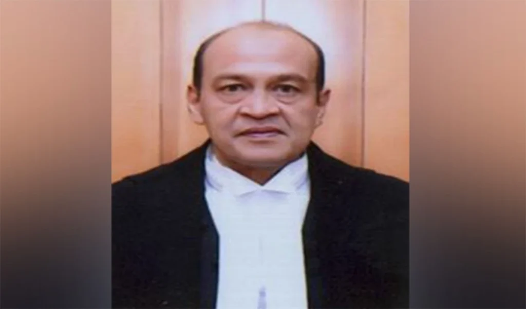 जले हुए नोटों के मामले में जस्टिस यशवंत वर्मा पर तीनों आरोप साबित, समिति की फाइनल रिपोर्ट में जानें क्या-क्या जले हुए नोटों के मामले में जस्टिस यशवंत वर्मा पर तीनों आरोप साबित, समिति की फाइनल रिपोर्ट में जानें क्या-क्या