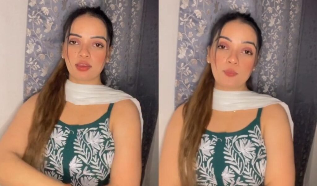 जिस Manjit Kaur को पेड़ से बांधकर जिंदा जलाया, वह करीब 7 हफ्ते की प्रेग्नेंट थी! मौत के बाद खुला बड़ा राज जिस Manjit Kaur को पेड़ से बांधकर जिंदा जलाया, वह करीब 7 हफ्ते की प्रेग्नेंट थी! मौत के बाद खुला बड़ा राज