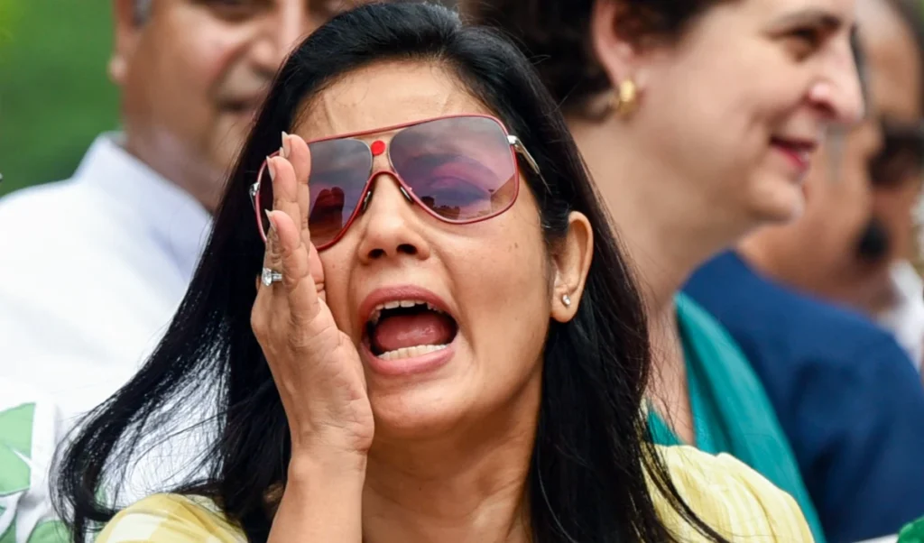 बार-बार समन के बावजूद गैर-हाजिरी: Mahua Moitra के खिलाफ Court ने जारी किया Arrest Warrant बार-बार समन के बावजूद गैर-हाजिरी: Mahua Moitra के खिलाफ Court ने जारी किया Arrest Warrant