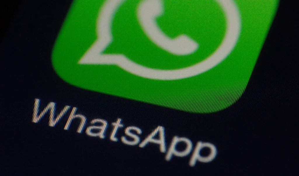 भारत में कई WhatsApp Accounts अचानक हुए 24 घंटे के लिए ब्लॉक, रिव्यू में जाने से यूजर्स परेशान, कंपनी ने दी सफाई भारत में कई WhatsApp Accounts अचानक हुए 24 घंटे के लिए ब्लॉक, रिव्यू में जाने से यूजर्स परेशान, कंपनी ने दी सफाई