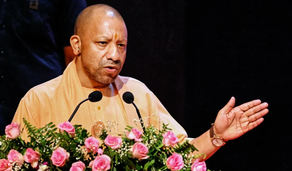 योगी आदित्यनाथ का बड़ा बयान: PM Modi होते तो 1947 में भारत का बंटवारा नहीं होता योगी आदित्यनाथ का बड़ा बयान: PM Modi होते तो 1947 में भारत का बंटवारा नहीं होता