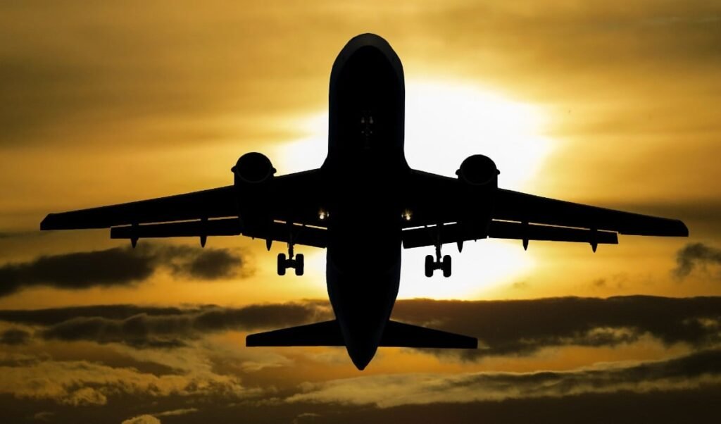 Airfare Increase India | जेट फ्यूल में 6.28 रुपये प्रति लीटर की बढ़ोतरी! क्या अब महंगी होगी हवाई यात्रा? जानें नए रेट्स Airfare Increase India | जेट फ्यूल में 6.28 रुपये प्रति लीटर की बढ़ोतरी! क्या अब महंगी होगी हवाई यात्रा? जानें नए रेट्स