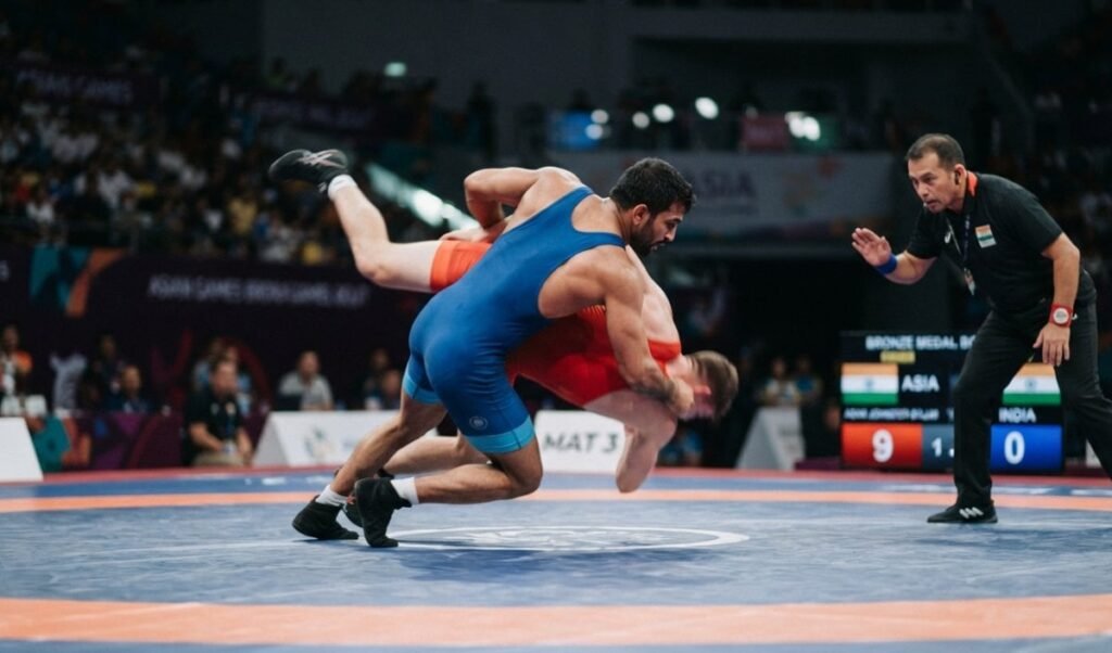 Asian Games: पहलवान Sunil Kumar ने जीता Bronze Medal, कुश्ती में भारत का खाता खुला Asian Games: पहलवान Sunil Kumar ने जीता Bronze Medal, कुश्ती में भारत का खाता खुला