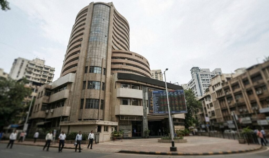 BSE Sensex में 1124 अंक की भारी गिरावट, Nifty 22800 के नीचे फिसला BSE Sensex में 1124 अंक की भारी गिरावट, Nifty 22800 के नीचे फिसला