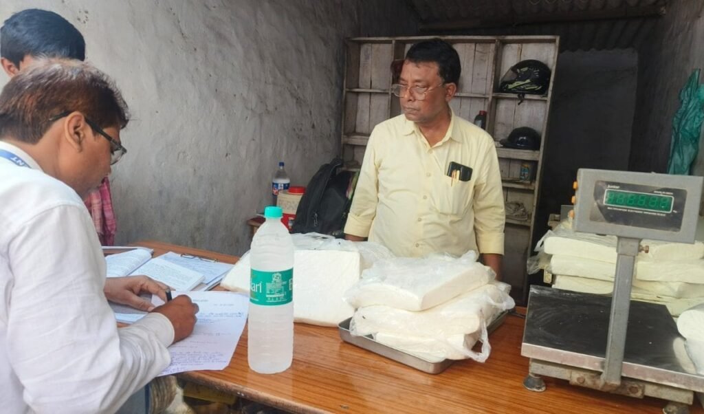 Bihar Food Safety Action: मिलावटखोरों पर Health Department का शिकंजा, Patna से Darbhanga तक Raid