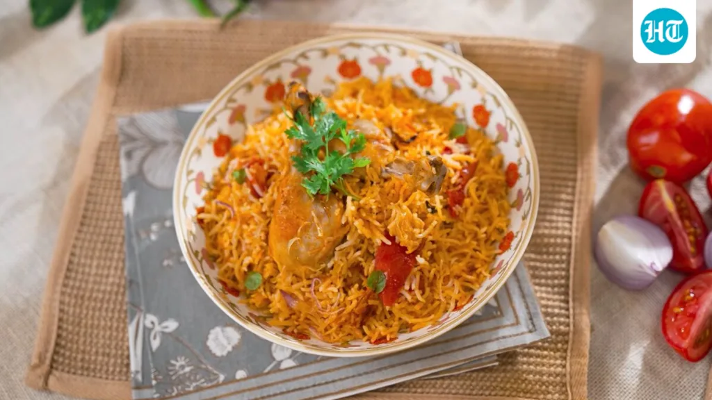 Chef Ranveer Brar shares dhaba-style one-pot chicken pulao recipe: See step-by-step preparation Chef Ranveer Brar shares dhaba-style one-pot chicken pulao recipe: See step-by-step preparation