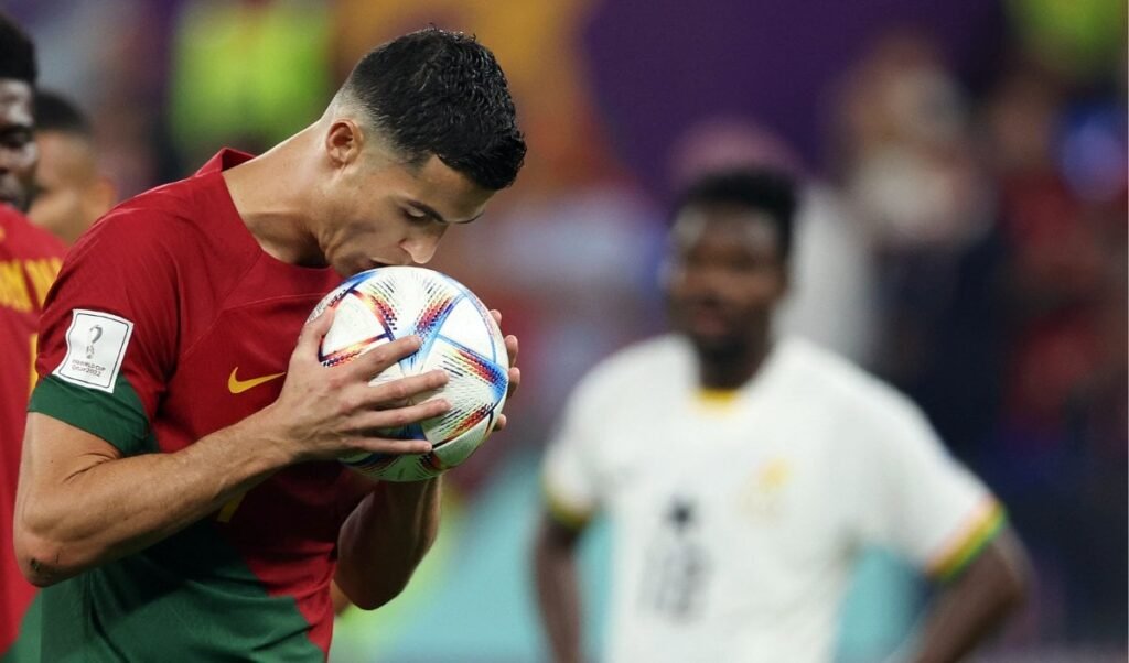 Cristiano Ronaldo की बहन Elma Aveiro ने केरल के मुख्यमंत्री से कोझिकोड में की मुलाकात Cristiano Ronaldo की बहन Elma Aveiro ने केरल के मुख्यमंत्री से कोझिकोड में की मुलाकात
