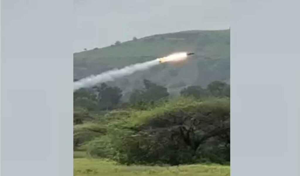 Estonia Ammunition Deal विवाद पर MoD का बड़ा बयान, NECO Defence से नहीं है कोई लेनदेन Estonia Ammunition Deal विवाद पर MoD का बड़ा बयान, NECO Defence से नहीं है कोई लेनदेन