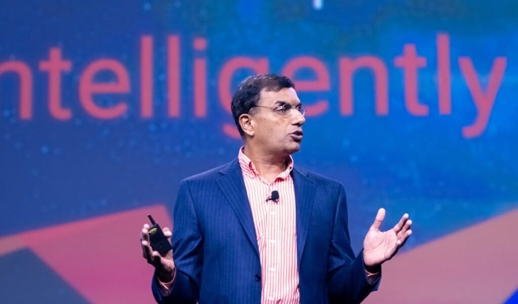 Global Software दिग्गज Adobe में नेतृत्व परिवर्तन, Anil Chakravarthy होंगे नए CEO, AI तकनीक पर रहेगा फोकस