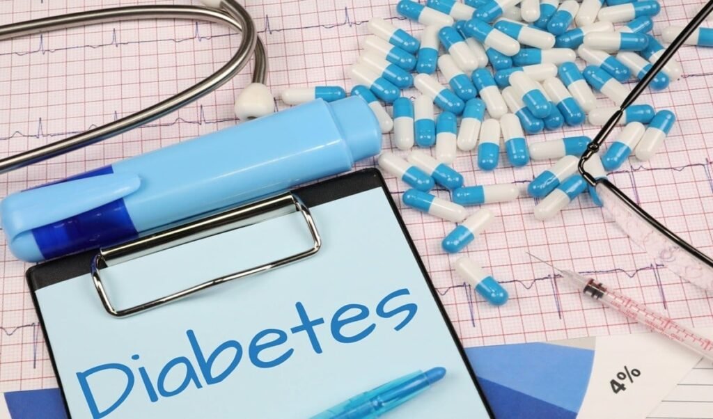 Health Tips: Family History में Diabetes होने पर कितना है Risk? जानिए Prevention और Risk Factors
