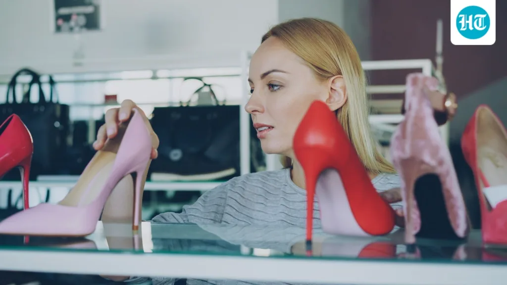 How do your shoes affect posture and cause pain? Physiotherapist shares everything to know before buying a new pair How do your shoes affect posture and cause pain? Physiotherapist shares everything to know before buying a new pair