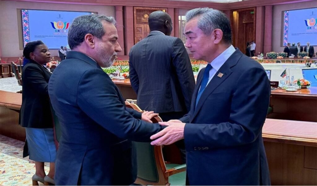 Iran के विदेश मंत्री Araghchi 16 सितंबर को जाएंगे China, Wang Yi से होगी द्विपक्षीय बातचीत Iran के विदेश मंत्री Araghchi 16 सितंबर को जाएंगे China, Wang Yi से होगी द्विपक्षीय बातचीत
