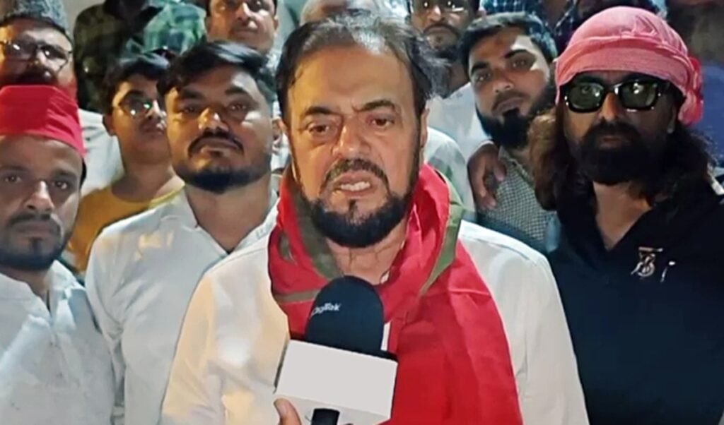 Saharanpur मस्जिद विध्वंस पर SP नेता Abu Azmi का वार, UP सरकार पर लगाया पक्षपात का आरोप Saharanpur मस्जिद विध्वंस पर SP नेता Abu Azmi का वार, UP सरकार पर लगाया पक्षपात का आरोप