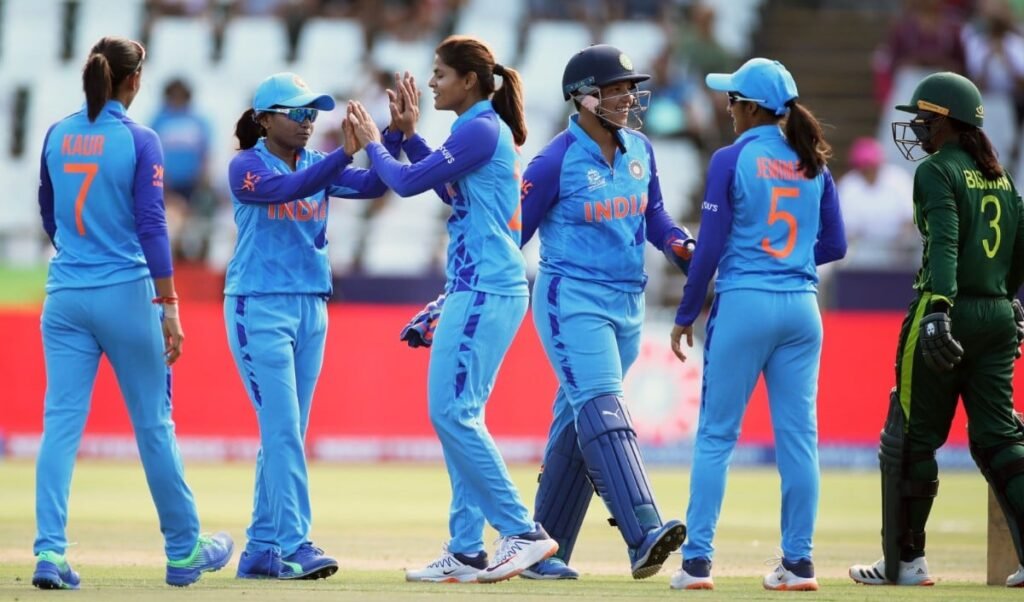 Women Asia Cup 2026: भारत ने Pakistan को 7 विकेट से रौंदा, Charani-Rawat ने ढाया कहर Women Asia Cup 2026: भारत ने Pakistan को 7 विकेट से रौंदा, Charani-Rawat ने ढाया कहर