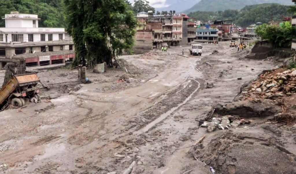new flood threat in nepal massive landslide in darchula obstructs the flow of chaulani river new flood threat in nepal massive landslide in darchula obstructs the flow of chaulani river