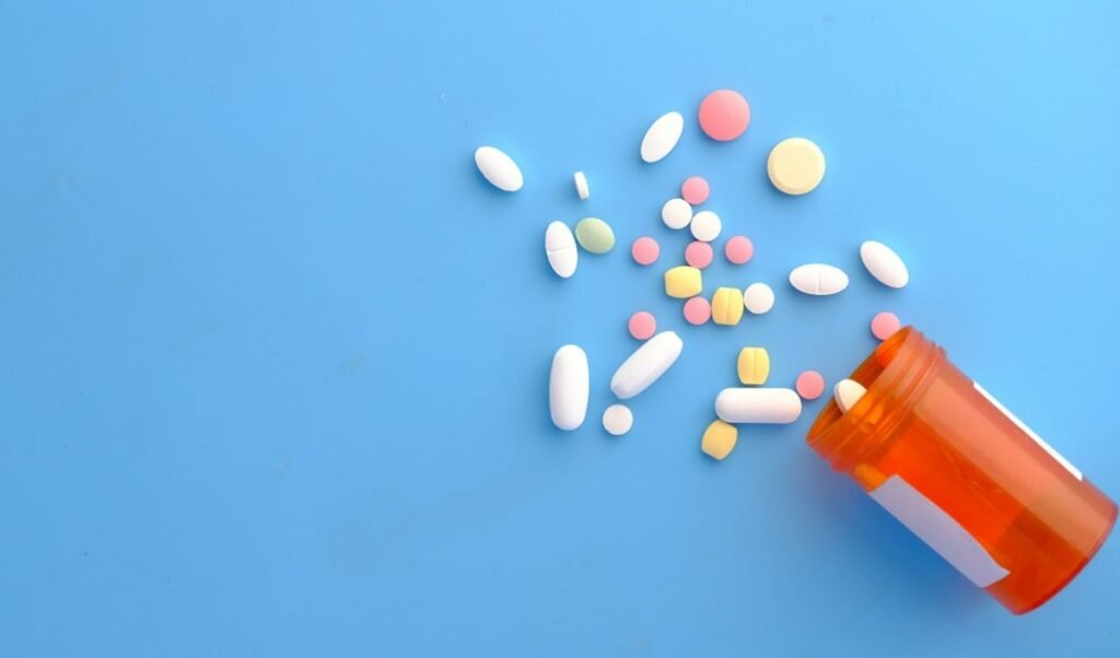 क्या Self-Medication से घट रही है Immunity? Antibiotics Resistance को लेकर विशेषज्ञों की बड़ी चेतावनी क्या Self-Medication से घट रही है Immunity? Antibiotics Resistance को लेकर विशेषज्ञों की बड़ी चेतावनी