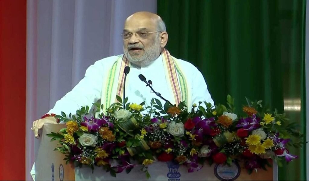 गुजराती मेरी मातृभाषा, लेकिन…हिंदी दिवस पर अमित शाह ने क्षेत्रीय भाषाओं को लेकर क्या संदेश दिया? गुजराती मेरी मातृभाषा, लेकिन…हिंदी दिवस पर अमित शाह ने क्षेत्रीय भाषाओं को लेकर क्या संदेश दिया?