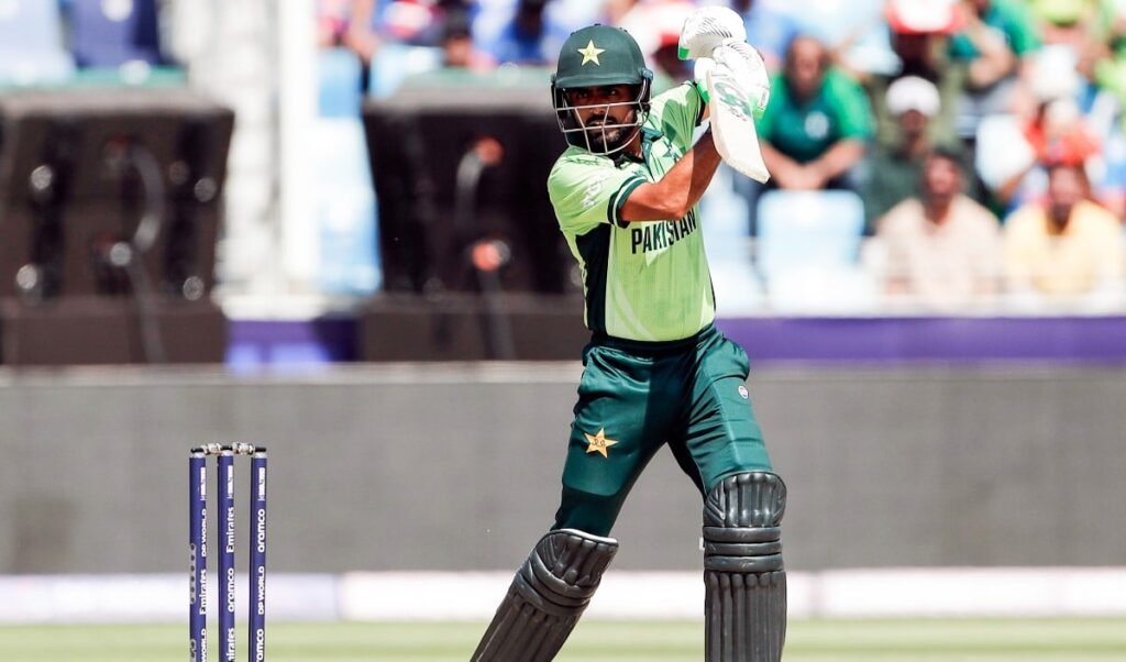 तीसरे Test से पहले बीमार हुए Babar Azam, क्या Pakistan की कप्तानी पर संकट? तीसरे Test से पहले बीमार हुए Babar Azam, क्या Pakistan की कप्तानी पर संकट?
