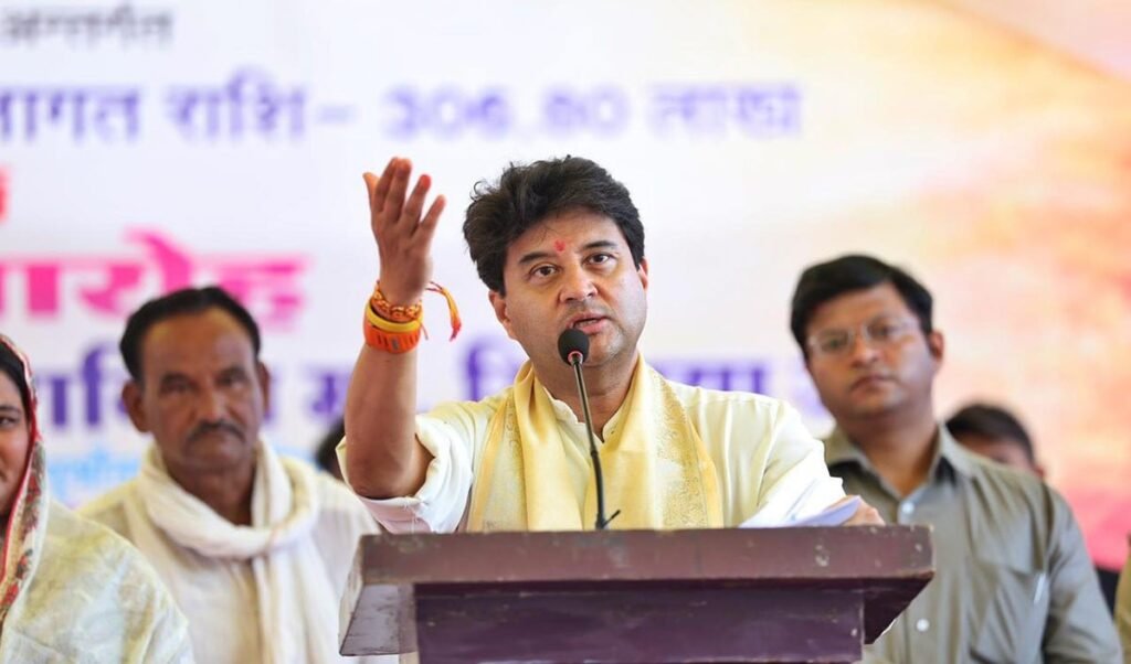 शिवपुरी को ₹17.50 करोड़ से अधिक की विकास सौगातें, शिक्षा, स्वास्थ्य, बिजली और सड़क सुविधाओं को मिली नई गति: केन्द्रीय मंत्री ज्योतिरादित्य सिंधिया शिवपुरी को ₹17.50 करोड़ से अधिक की विकास सौगातें, शिक्षा, स्वास्थ्य, बिजली और सड़क सुविधाओं को मिली नई गति: केन्द्रीय मंत्री ज्योतिरादित्य सिंधिया