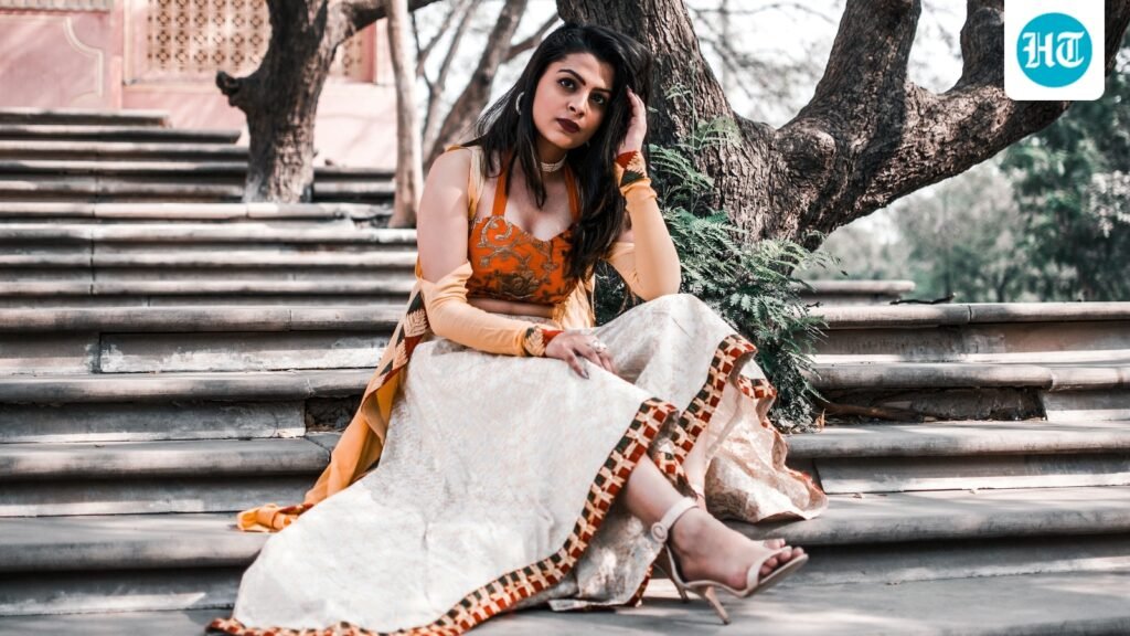 10 Modern festive outfit ideas I love for a less traditional and more contemporary look 10 Modern festive outfit ideas I love for a less traditional and more contemporary look