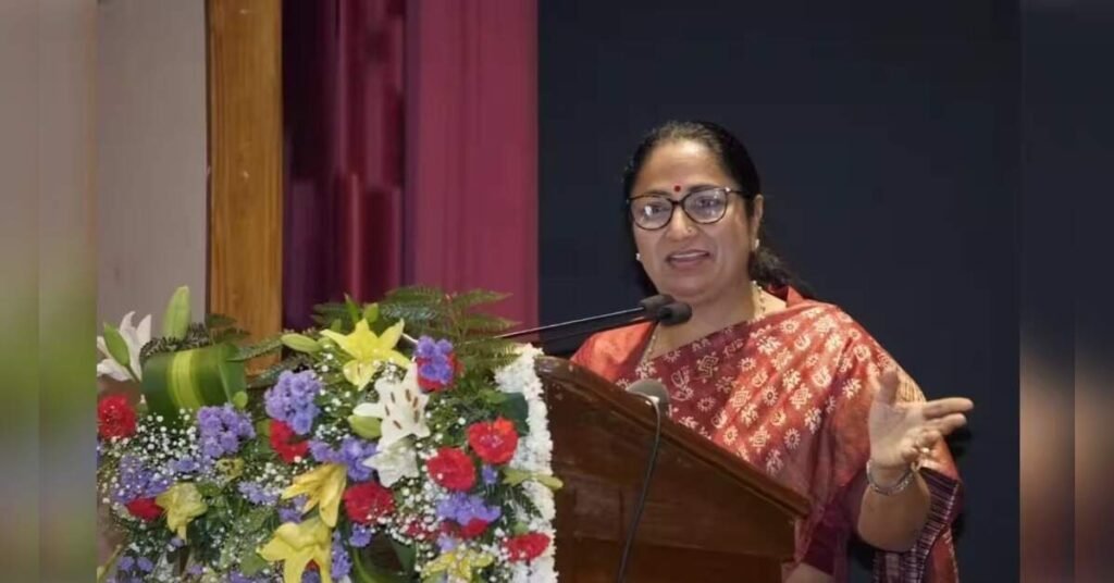 9L+ Ayushman Bharat registrations, Rs 118cr paid in claims: CM, ETHealthworld 9L+ Ayushman Bharat registrations, Rs 118cr paid in claims: CM, ETHealthworld