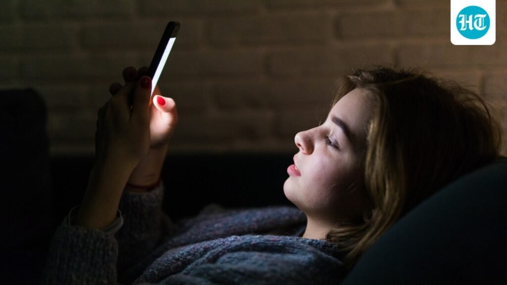 Can too much screen time affect your breathing? Pulmonologist explains the connection and shares 6 tips Can too much screen time affect your breathing? Pulmonologist explains the connection and shares 6 tips