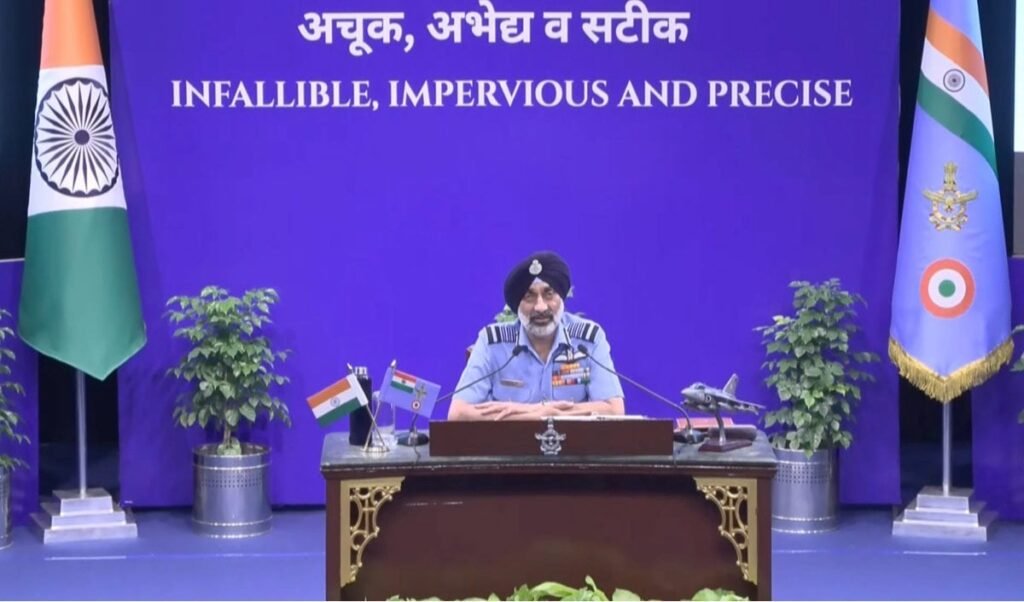IAF Chief Amar Preet Singh ने China-Pakistan के 5th Generation Fighter Jet के प्रति किया सावधान, AMCA में देरी के मुद्दे पर फिर से चेताया