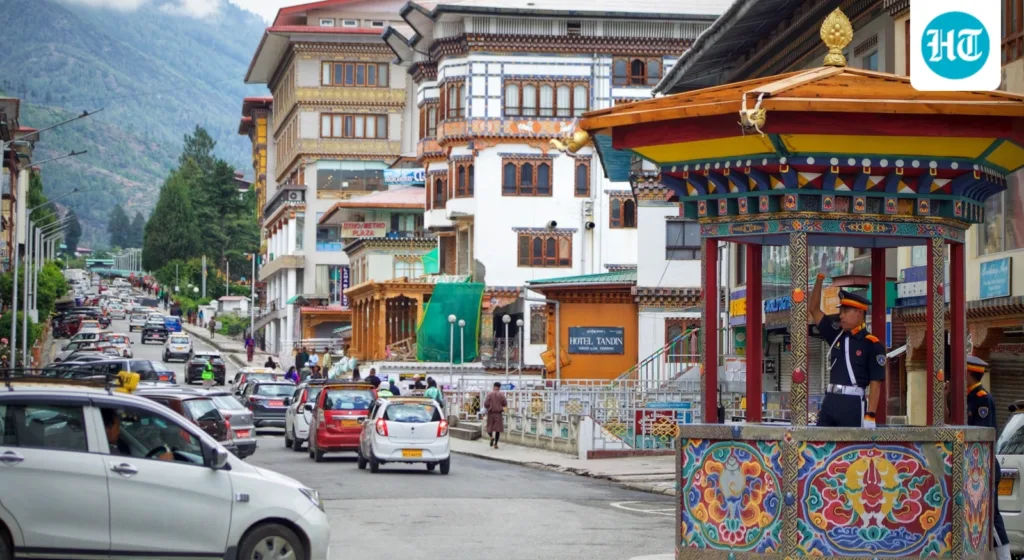 No red light, no green light, just hand signals: Thimphu is the only capital city on Earth that has no traffic lights at all No red light, no green light, just hand signals: Thimphu is the only capital city on Earth that has no traffic lights at all