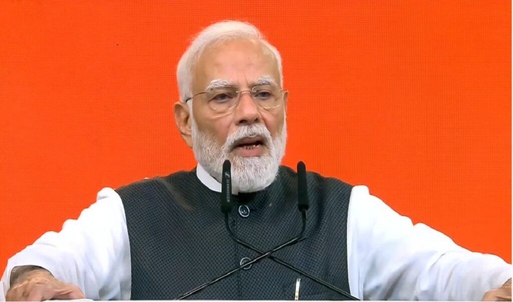 PM मोदी ने सार्वजनिक जीवन के 25 साल पूरे करने पर भगवान से क्या मांगा? खुद बताया PM मोदी ने सार्वजनिक जीवन के 25 साल पूरे करने पर भगवान से क्या मांगा? खुद बताया