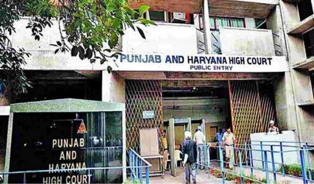 Punjab DA केस: High Court को गुमराह करने पर Chief Secretary KAP Sinha को अवमानना नोटिस, 9 अक्टूबर को पेशी का आदेश Punjab DA केस: High Court को गुमराह करने पर Chief Secretary KAP Sinha को अवमानना नोटिस, 9 अक्टूबर को पेशी का आदेश