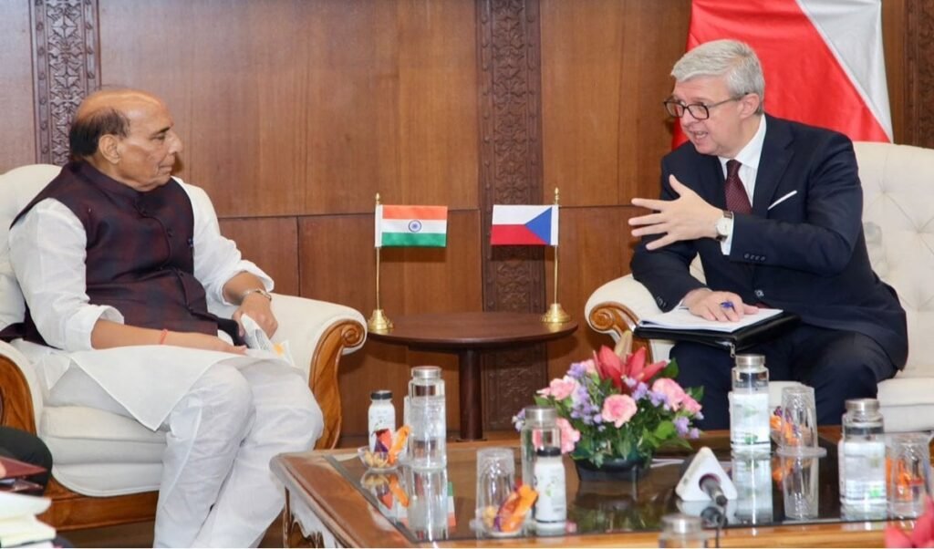 Rajnath Singh की Czech उप-PM से New Delhi में बैठक, Joint Defence सहयोग को मिली मंजूरी