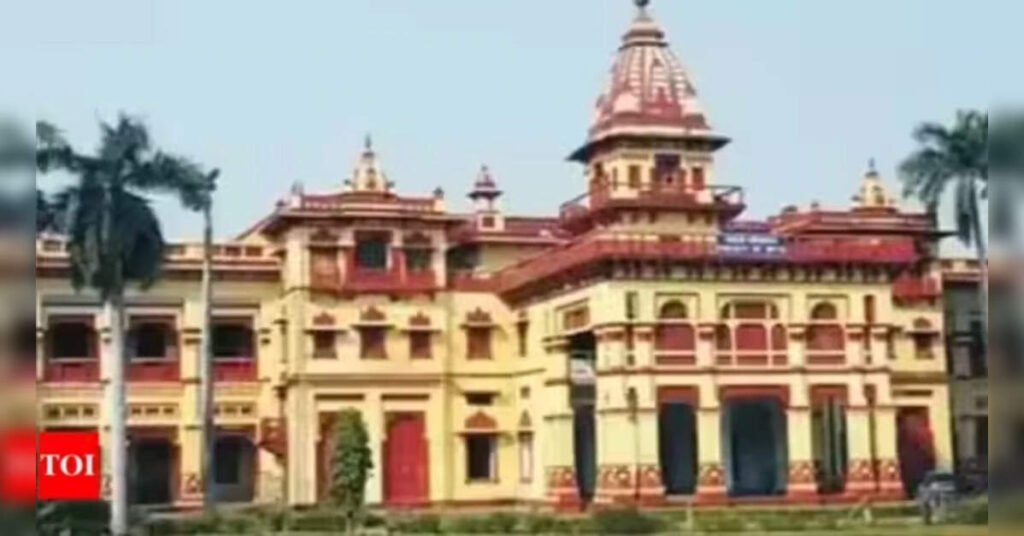 Revolutionary Green Light Technology from IIT BHU Fights Bacterial Infections, ETHealthworld Revolutionary Green Light Technology from IIT BHU Fights Bacterial Infections, ETHealthworld