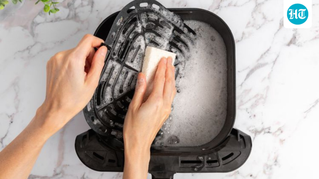 Wondering how to clean your air fryer without damaging it? Follow these easy cleaning tips and find out why glass bowls make the job easier