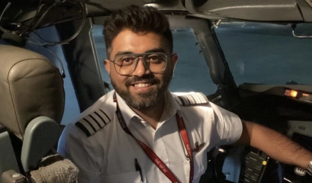 flydubai flight hijack foiled as indian pilot captain smit machchhar wins israel presidential award flydubai flight hijack foiled as indian pilot captain smit machchhar wins israel presidential award