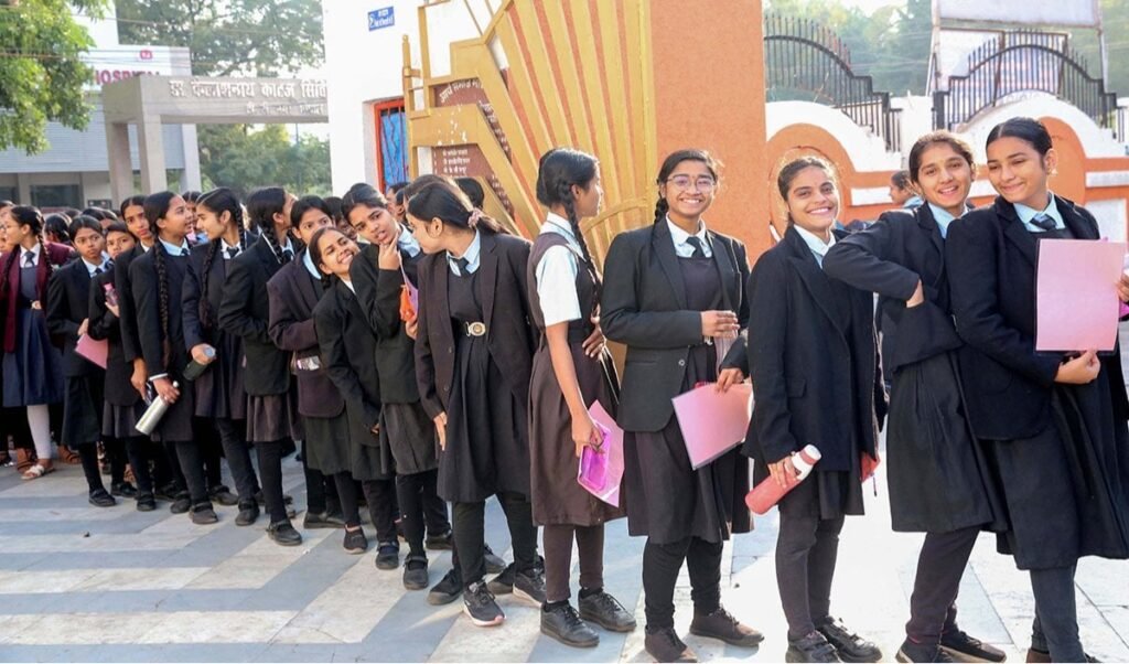 उच्च शिक्षा का दशक और गुणवत्ता की परीक्षा उच्च शिक्षा का दशक और गुणवत्ता की परीक्षा