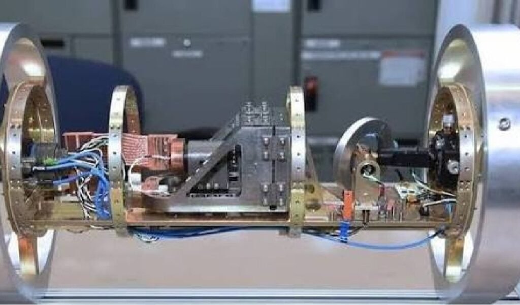 मिलिट्री डेटा की सुरक्षा के लिए DRDO ने टेस्ट की QKD टेक्नोलॉजी, इंटरसेप्ट पकड़ना होगा आसान